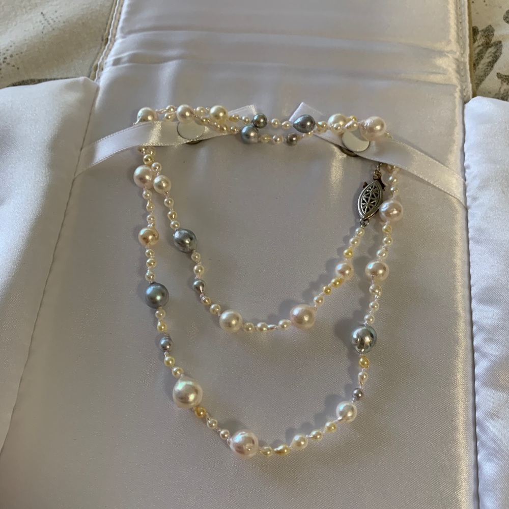 Beautiful set of Akoya Pearls.